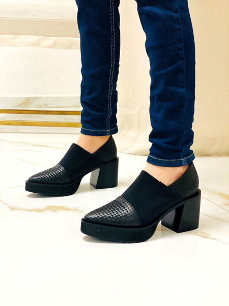 Imagen de Zapato Slytherin Negro Trenzado