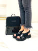 Imagen de Sandalia Pitt Negro Charol Gamuza