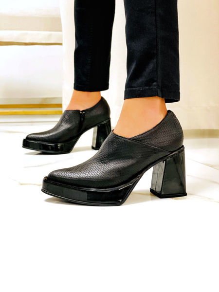 Imagen de Zapato Picasso Negro Trenzado