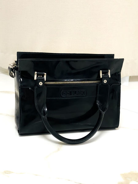Imagen de Cartera Scarlett Negro Charol