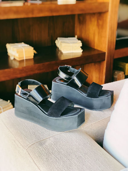 Imagen de Sandalia Keops Negro Box Nobuck