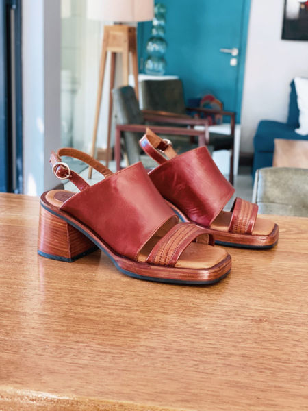 Imagen de Sandalia Alcalá Whisky Milano