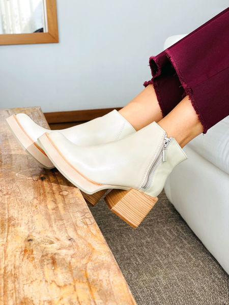 Imagen de Bota Adele Natural