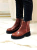 Imagen de Bota Lavinia Chocolate y Rojo