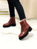 Imagen de Bota Lavinia Chocolate y Rojo