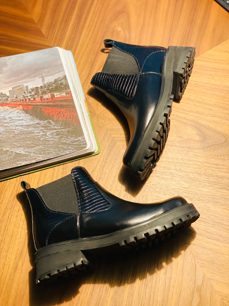 Imagen de Bota Lerner Negro Lagarto
