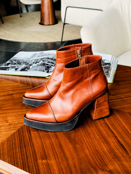 Imagen de Bota Britney Whisky Milano Total