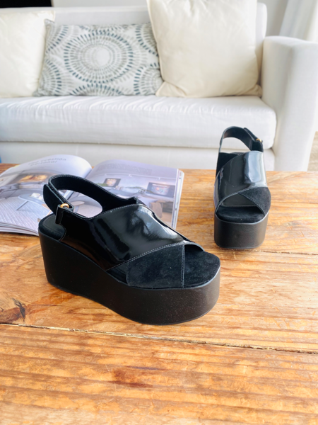 Imagen de Sandalia Scopello Negro Charol Nobuck