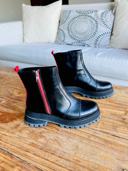 Imagen de Bota Lavinia Negro y Rojo