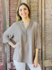 Imagen de Blusa Dion Taupe