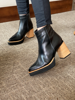 Imagen de Bota Lyanna Negro Lagarto