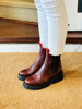 Imagen de Bota Hodor Chocolate y Rojo
