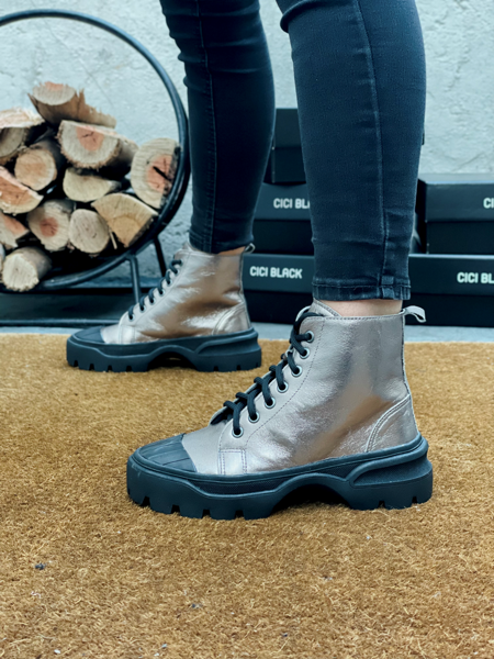 Imagen de Bota Arya Peltre