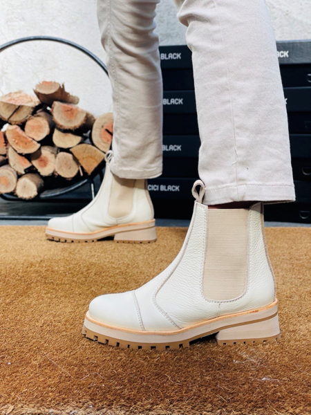 Imagen de Bota Hodor Crudo y Vison