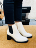 Imagen de Bota Streisand Off White