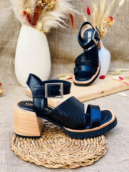 Imagen de Sandalia Salerno Negro Lagarto Milano