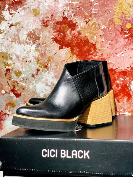Imagen de Bota Hasselt Negro Lagarto