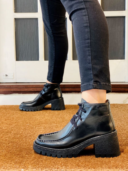 Imagen de Bota Mons Negro Cuero