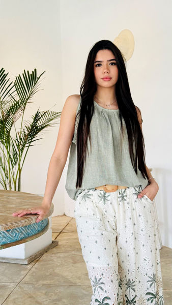 Imagen de Musculosa Cairo Verde Oliva