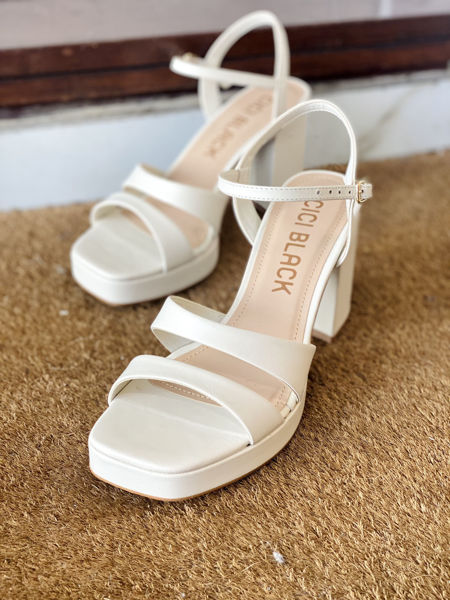 Imagen de Sandalia Parker Off White